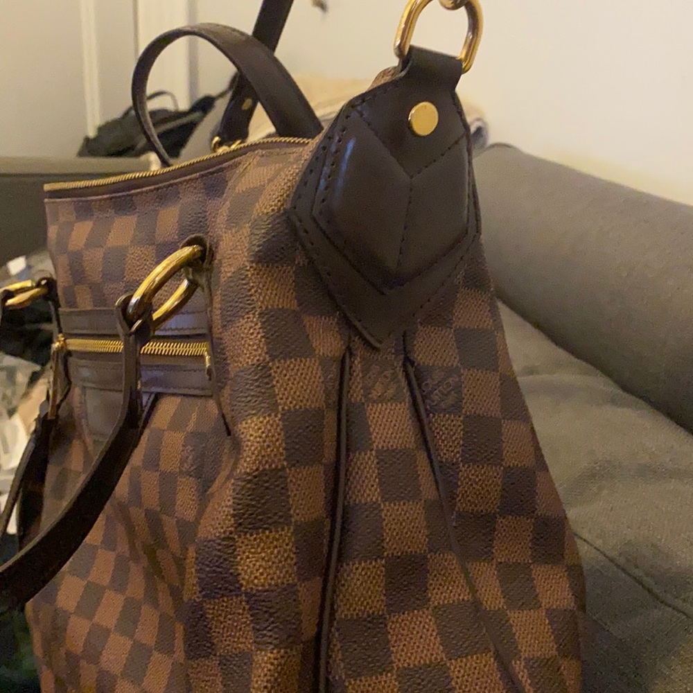 Louis Vuitton Brown Checkered Shoulder Bag - Picture 16 of 16